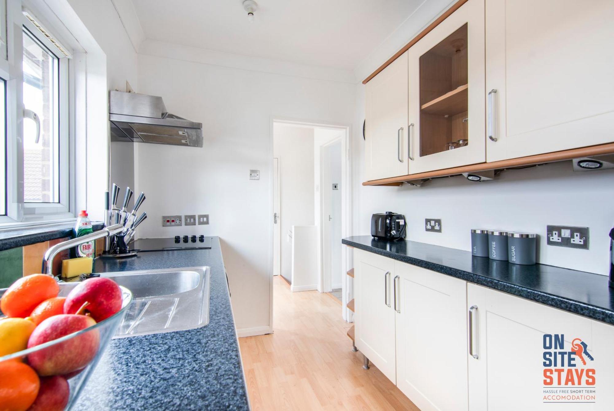 Onsitestays - Cosy 2-Bedroom Apartment With Private Entrance & Long Stay Prices Gravesend Exterior foto